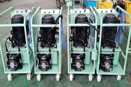 如何控制鉚釘機的鉚接質(zhì)量？