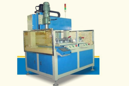 鉚釘機有多少個模具，您知道嗎？